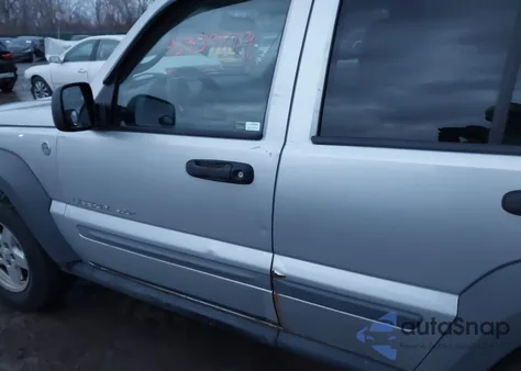 2005 Jeep Liberty Sport from USA, damaged, VIN 1J4GL48KX5W630786